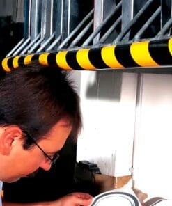 Alternative view of Ostrzegawczy i ochronny profil 10 (żółty/czarny), 5m - DP 10026