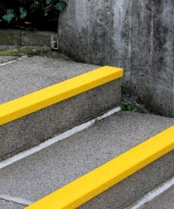 Alternative view of Antypoślizgowy profil z włókna szklanego na schody - wąski - BY 213118