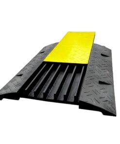 Alternative view of Most kablowy z pokrywą, żółty - DP PKMVZ