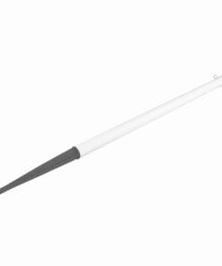 Przedmiot w kształcie wydłużonego stożka, z białą, prostokątną rękojeścią i szarym, ostrym końcem. Może być używany w kontekście zabezpieczeń awaryjnych i ochrony środowiska.