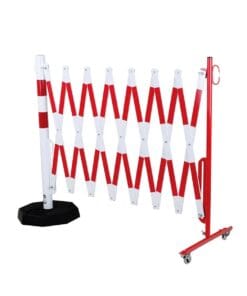 Składany słupek ostrzegawczy w biało-czerwonych pasach, używany do zabezpieczania stref roboczych i utrzymania bezpieczeństwa. Idealny do zastosowań w ochronie środowiska i bezpieczeństwa pracy w miejscach zagrożonych.