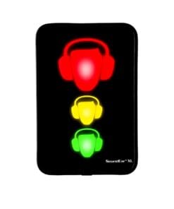 Urządzenie SoundEar XL z sygnalizacją hałasu, z trzema kolorami: czerwonym, żółtym i zielonym, wskazującymi poziom dźwięku w środowisku pracy. Używane w celu zapewnienia bezpieczeństwa pracy i ochrony słuchu.