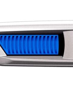 Fragment nowoczesnego urządzenia z niebieskim wlotem powietrza, o aerodynamicznym kształcie, idealny do zastosowań związanych z bezpieczeństwem pracy i ochroną środowiska. Elegancki design łączy estetykę z funkcjonalnością, a także wpływa na poprawę efektywności energetycznej urządzenia.