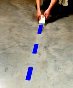 Alternative view of XP 150 - Bardzo wytrzymała taśma, linia przerywana, niebieska - BY 22B64