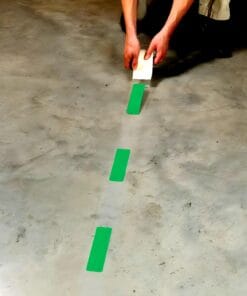 Alternative view of XP 150 - Bardzo wytrzymała taśma, linia przerywana, zielona - BY 22B65