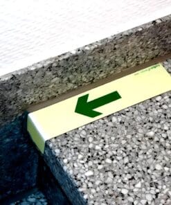 Alternative view of Profil ochronny na schody ze strzałką w dół - 17.US7490D